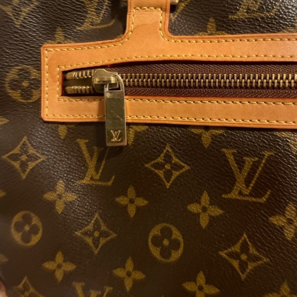 Authentic Louis Vuitton Monogram Citē GM Shoulder Bag – FL0024, Vintage - Picture 5 of 9